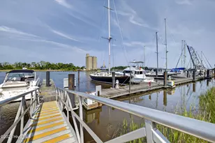 1701 Jel Wade Dr, Wilmington, NC 28401 - Photo 10