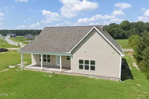 2699 Whitaker Gln Dr, Farmville, NC 27828 - Photo 54