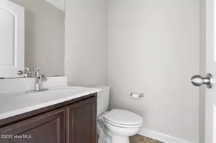 405 Duncan Dr S, Richlands, NC 28574 - Photo 8
