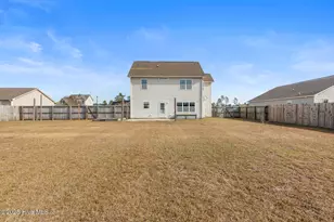405 Duncan Dr S, Richlands, NC 28574 - Photo 32