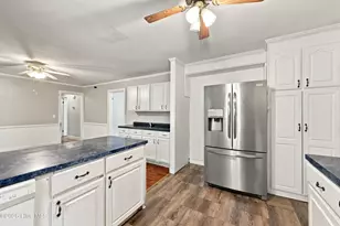 203 Carolina Pines Blvd, New Bern, NC 28560 - Photo 16