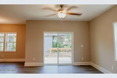 816 Ducks Landing, Aberdeen, NC 28315 - Photo 8