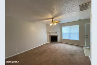 1976 W Brandymill Lane, Jacksonville, NC 28546 - Photo 4