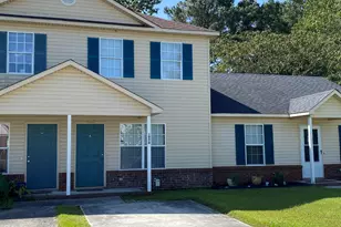 1976 W Brandymill Ln, Jacksonville, NC 28546 - Photo 2