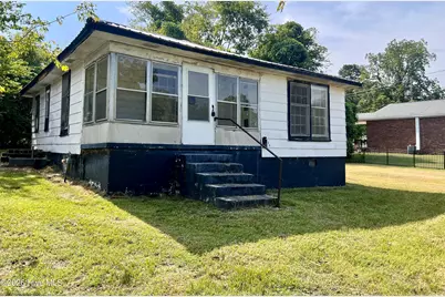 103 S Stewart Street, Rockingham, NC 28379 - Photo 2
