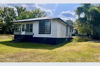 103 S Stewart Street, Rockingham, NC 28379 - Photo 1