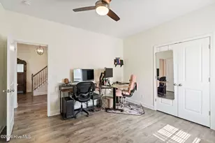 943 Needlerush Rd, Sneads Ferry, NC 28460 - Photo 6