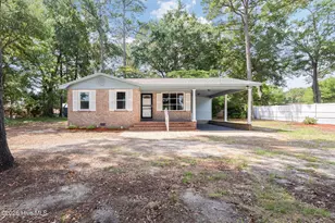 1070 River Dr SW, Calabash, NC 28467 - Photo 6