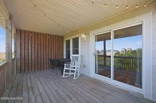 421 N New River Dr, Surf City, NC 28445 - Photo 8