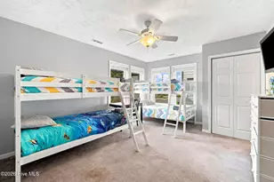 421 N New River Dr, Surf City, NC 28445 - Photo 32