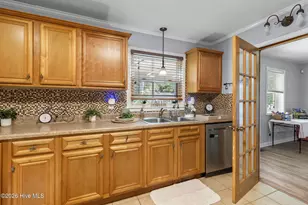 354 Summerhill Rd, Fayetteville, NC 28303 - Photo 10