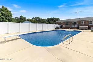 123 N Elmhurst St, Clarkton, NC 28433 - Photo 4