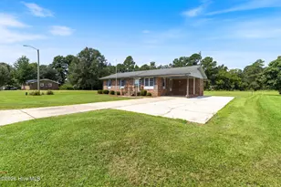 123 N Elmhurst St, Clarkton, NC 28433 - Photo 6