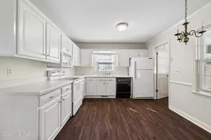 1106 Crestview Dr, Tarboro, NC 27886 - Photo 10
