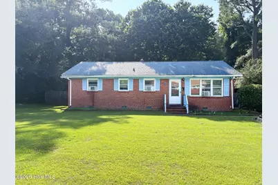 110 Long Acres Drive, Jacksonville, NC 28546 - Photo 2