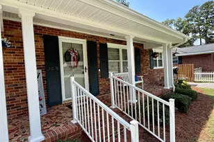 209 Nancy St, Lake Waccamaw, NC 28450 - Photo 6