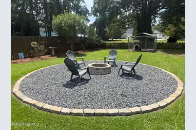 209 Nancy Street, Lake Waccamaw, NC 28450 - Photo 22
