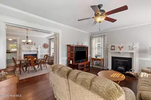 313 N Breazeale Ave, Mount Olive, NC 28365 - Photo 18