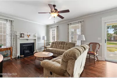 313 N Breazeale Avenue, Mount Olive, NC 28365 - Photo 16