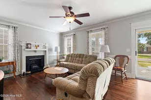 313 N Breazeale Ave, Mount Olive, NC 28365 - Photo 16