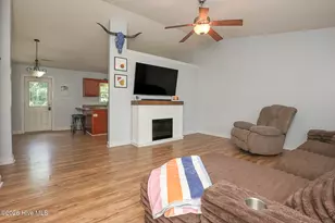 102 Turtle Creek Ct, Jacksonville, NC 28540 - Photo 6