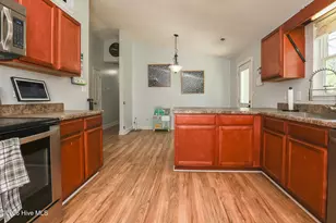 102 Turtle Creek Ct, Jacksonville, NC 28540 - Photo 12