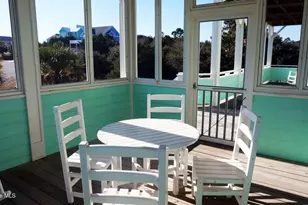 201 Shipwreck Ln, Emerald Isle, NC 28594 - Photo 2