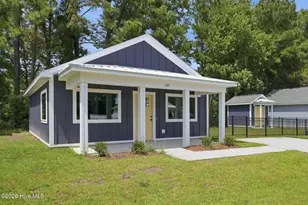 165 Long Pond Loop, Swansboro, NC 28584 - Photo 2