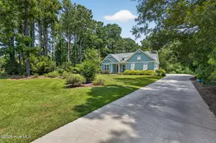 265 Iris Way, Hampstead, NC 28443 - Photo 2
