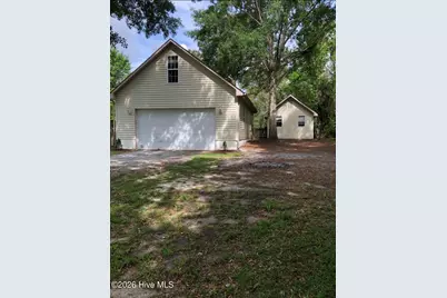 202 Meadows Lane, Newport, NC 28570 - Photo 6