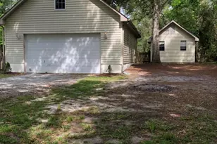 202 Meadows Ln, Newport, NC 28570 - Photo 6
