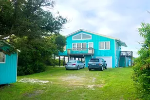 807 Emerald Dr, Emerald Isle, NC 28594 - Photo 2