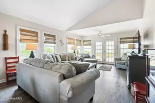 129 S Anderson Blvd, Topsail Beach, NC 28445 - Photo 6