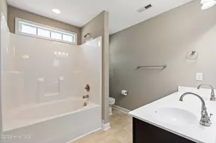 113 Quail Holw Dr, Jacksonville, NC 28540 - Photo 34