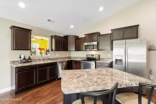 113 Quail Holw Dr, Jacksonville, NC 28540 - Photo 16