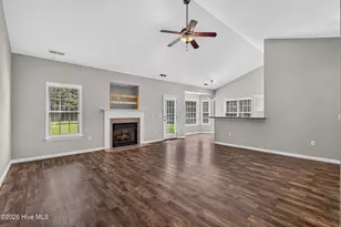 145 Spring Leaf Ln, Jacksonville, NC 28540 - Photo 4
