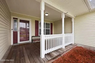 125 Whiteleaf Dr, Jacksonville, NC 28546 - Photo 2