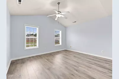 125 Whiteleaf Drive, Jacksonville, NC 28546 - Photo 18