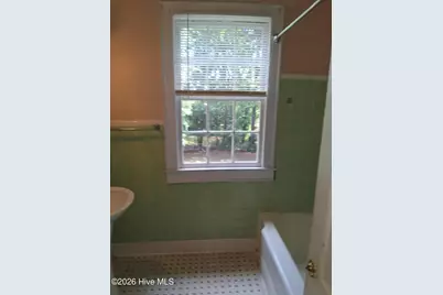 404 Wilson Avenue, Kinston, NC 28501 - Photo 14