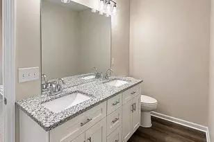 404 Holmes St, Clinton, NC 28328 - Photo 10