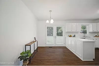 413 Hickory Drive, Elizabeth City, NC 27909 - Photo 8