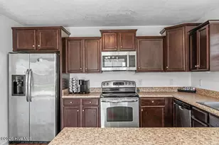 837 Dynasty Dr, Jacksonville, NC 28546 - Photo 14