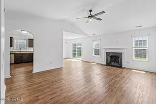 837 Dynasty Dr, Jacksonville, NC 28546 - Photo 6