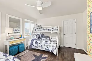 3903 Ocean Dr, Emerald Isle, NC 28594 - Photo 18
