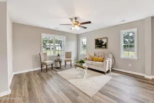 303 Big Tree Ln, Chinquapin, NC 28521 - Photo 8