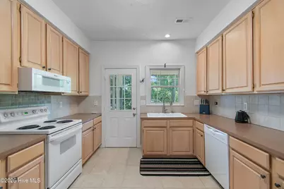 4148 Carlyle Place SE, Southport, NC 28461 - Photo 10