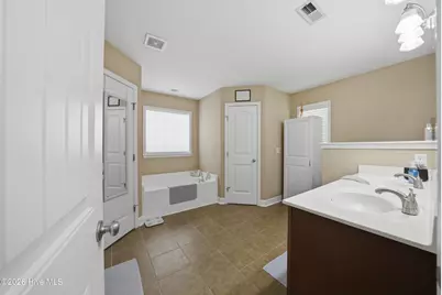 215 Preswick Drive, Rocky Point, NC 28457 - Photo 20