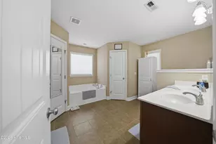 215 Preswick Dr, Rocky Point, NC 28457 - Photo 20