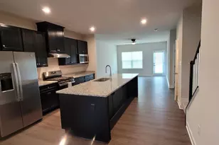 306 Spinnaker St, Elizabeth City, NC 27909 - Photo 2