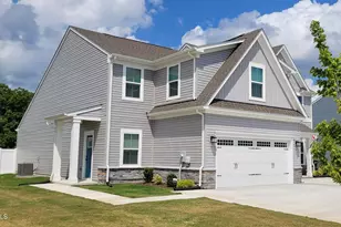 306 Spinnaker St, Elizabeth City, NC 27909 - Photo 1